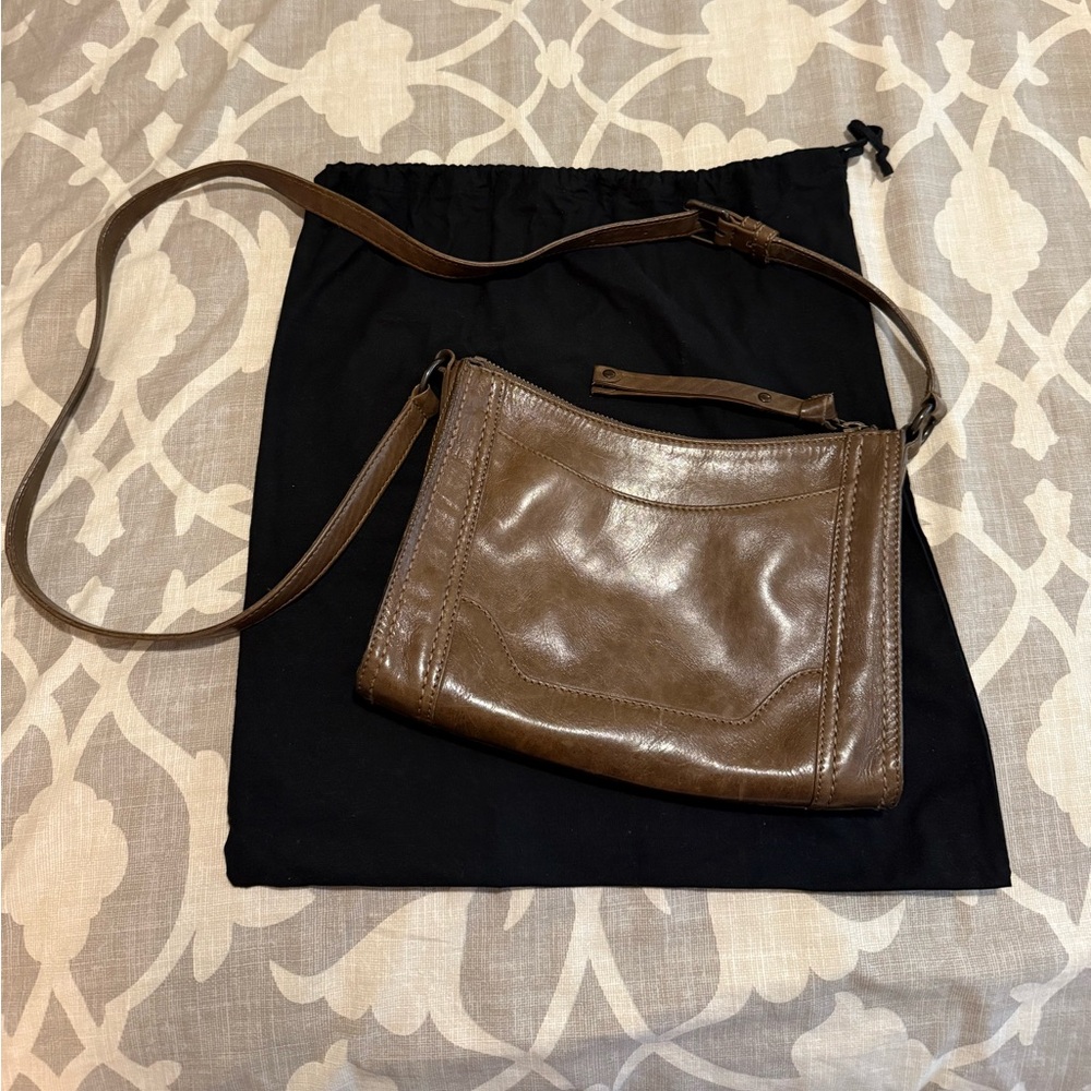 Frye Melissa Zip Crossbody Bag in Brown Leather